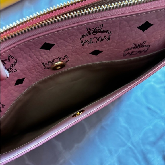 mcm shoulder bag - Picture 5 of 5